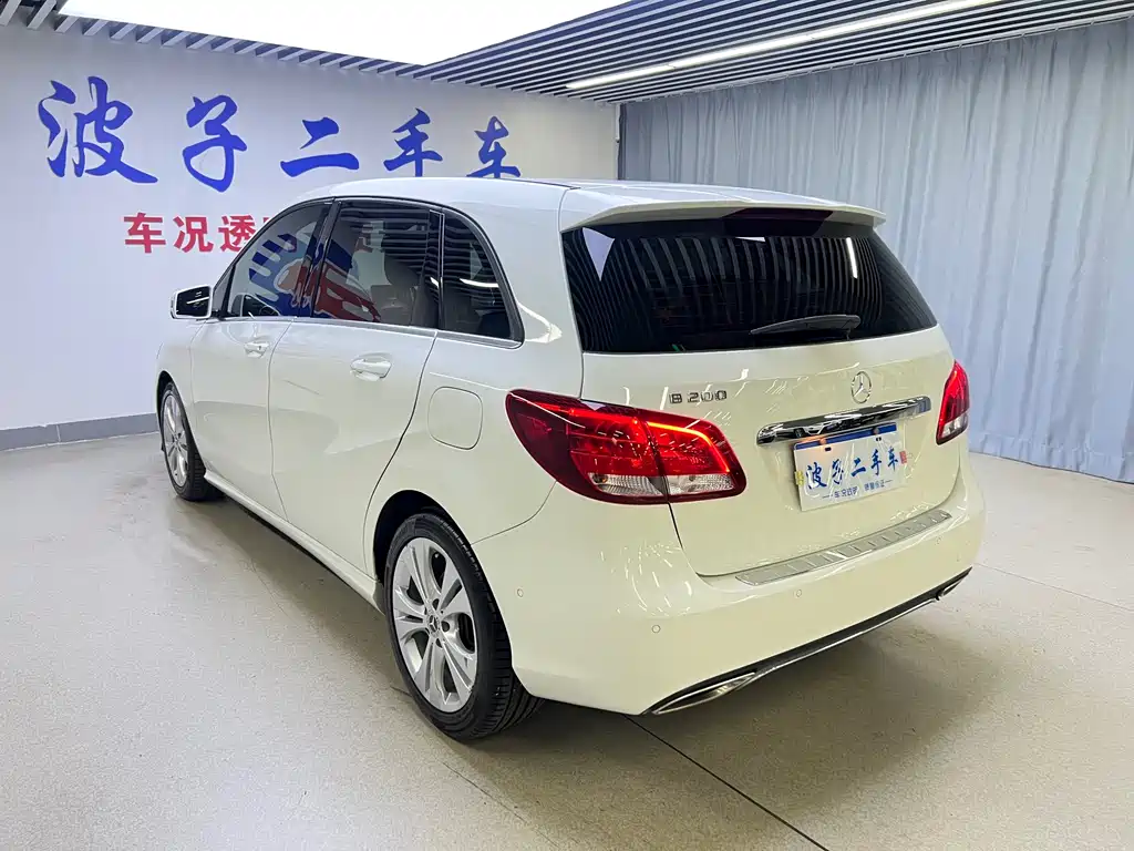 Mercedes-Benz B-Class 2018 — фото 20