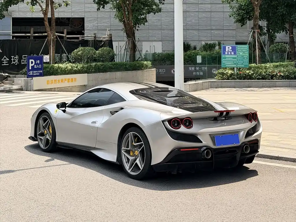 Ferrari F8 2020 — фото 5