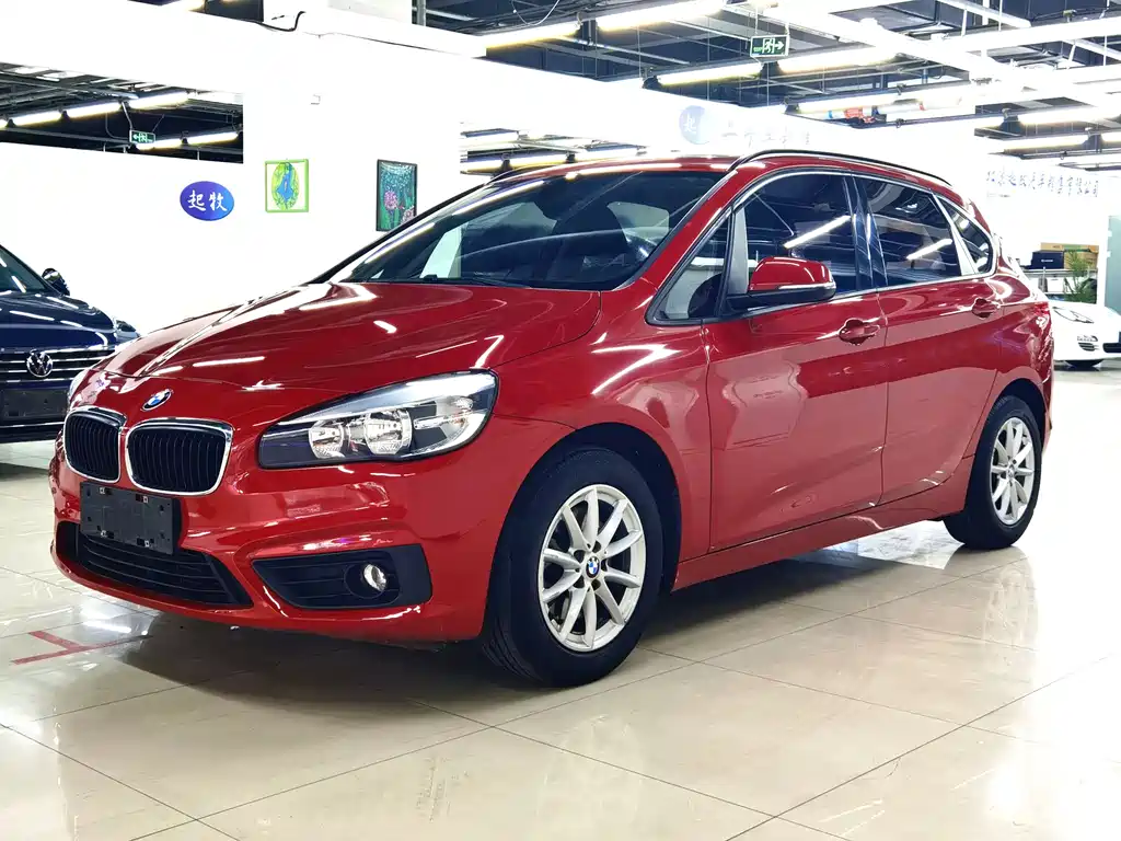 BMW 2 Series Active Tourer 2016 — фото 1