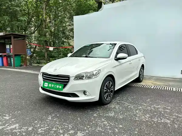 Peugeot 301 2017