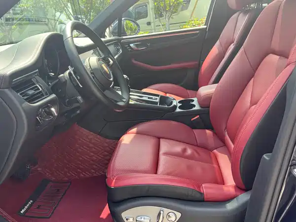 Porsche Macan 2023