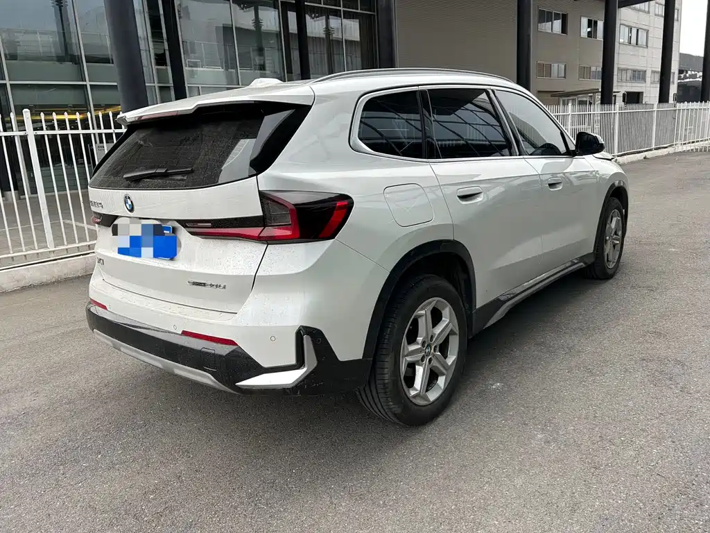 BMW X1 2023 — фото 8