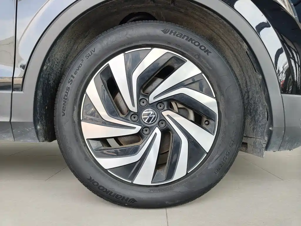 Volkswagen Tiguan L 2022 — фото 16