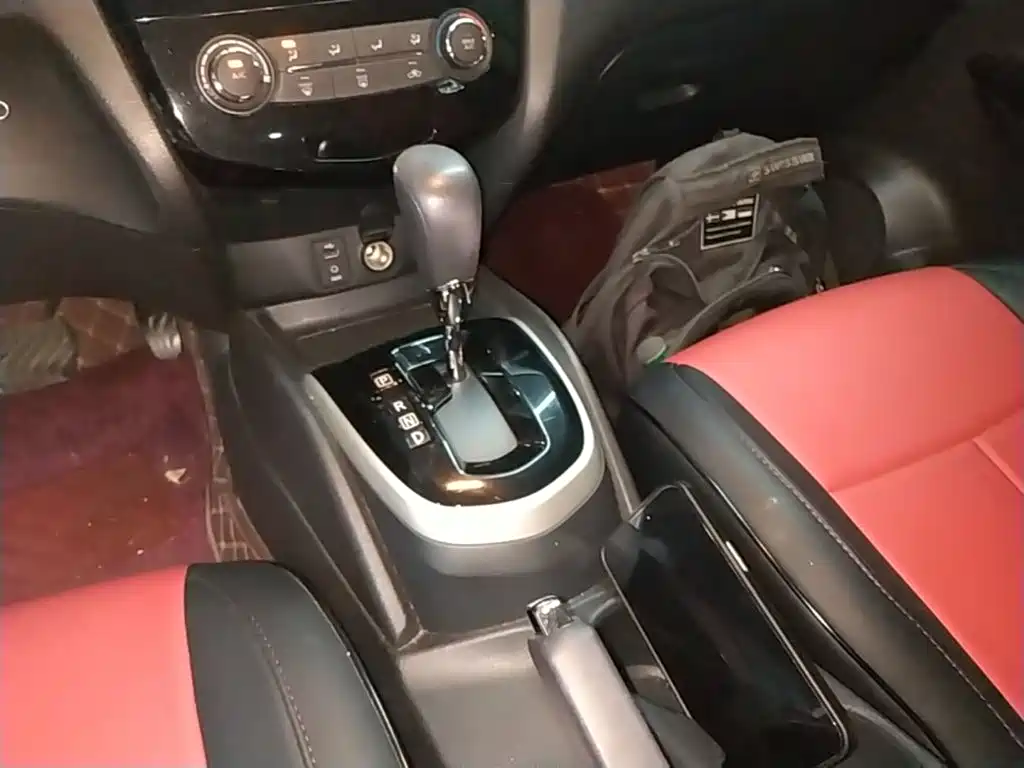 Nissan Qashqai 2016 — фото 14