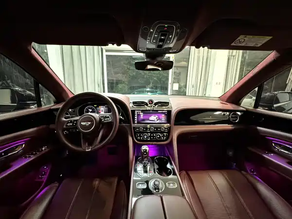 Bentley Bentayga 2022