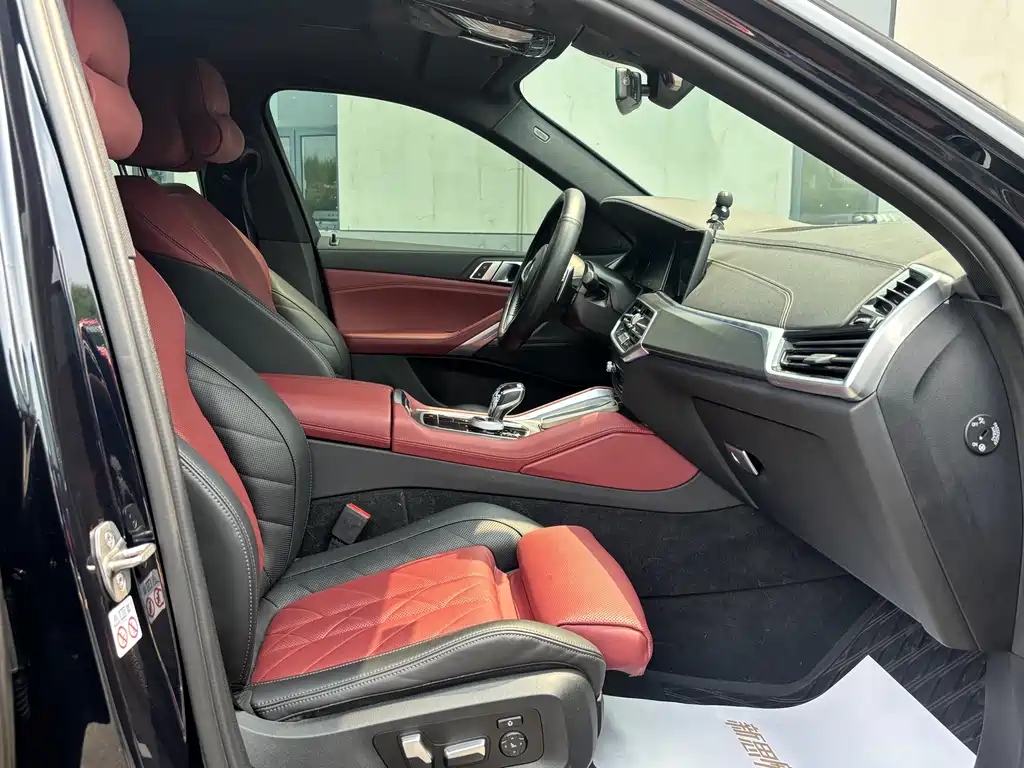 BMW X6 2023 — фото 14