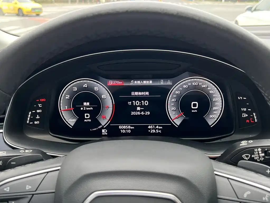 Audi Q7 2023 — фото 17