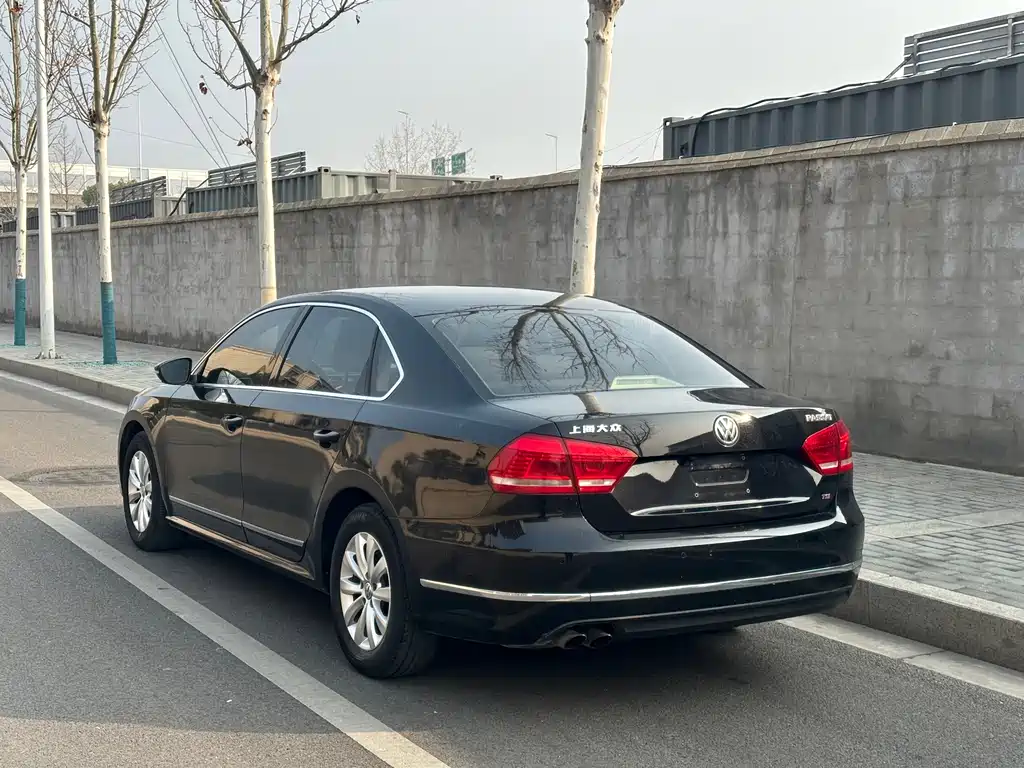 Volkswagen Passat 2015 — фото 4