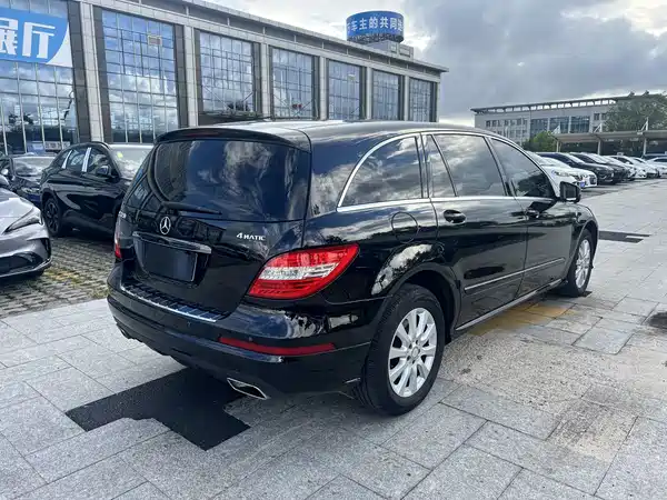 Mercedes-Benz R-Class 2017