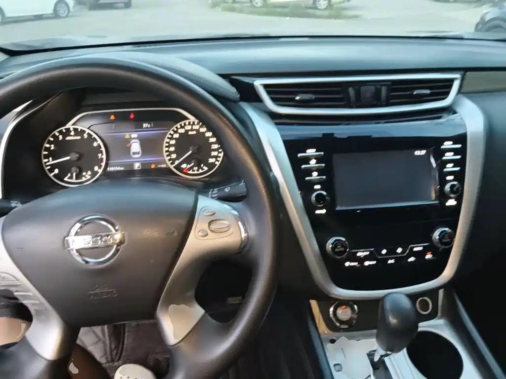 Nissan Murano 2018 — фото 10