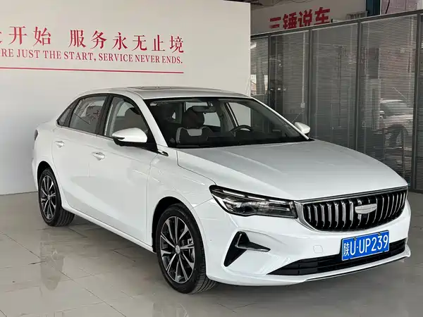 Geely Emgrand 2025
