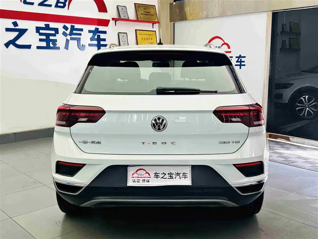 Volkswagen T-Roc 2020 — фото 6