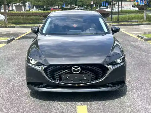 Mazda 3 Axela 2021