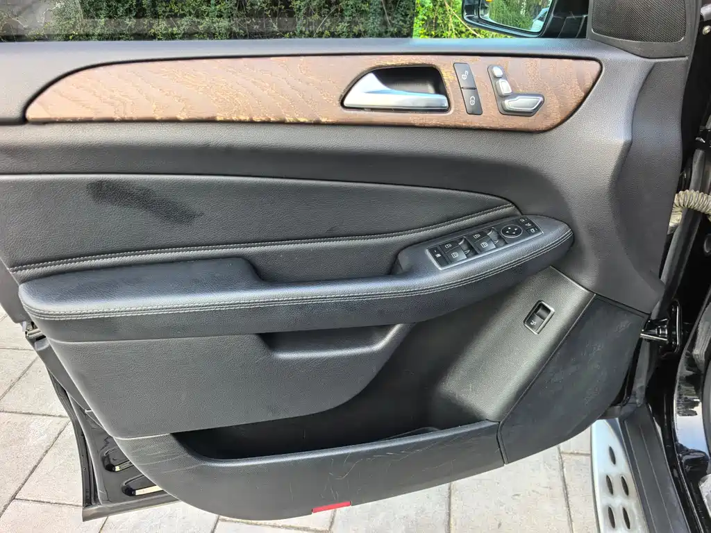 Mercedes-Benz GLE 2016 — фото 11
