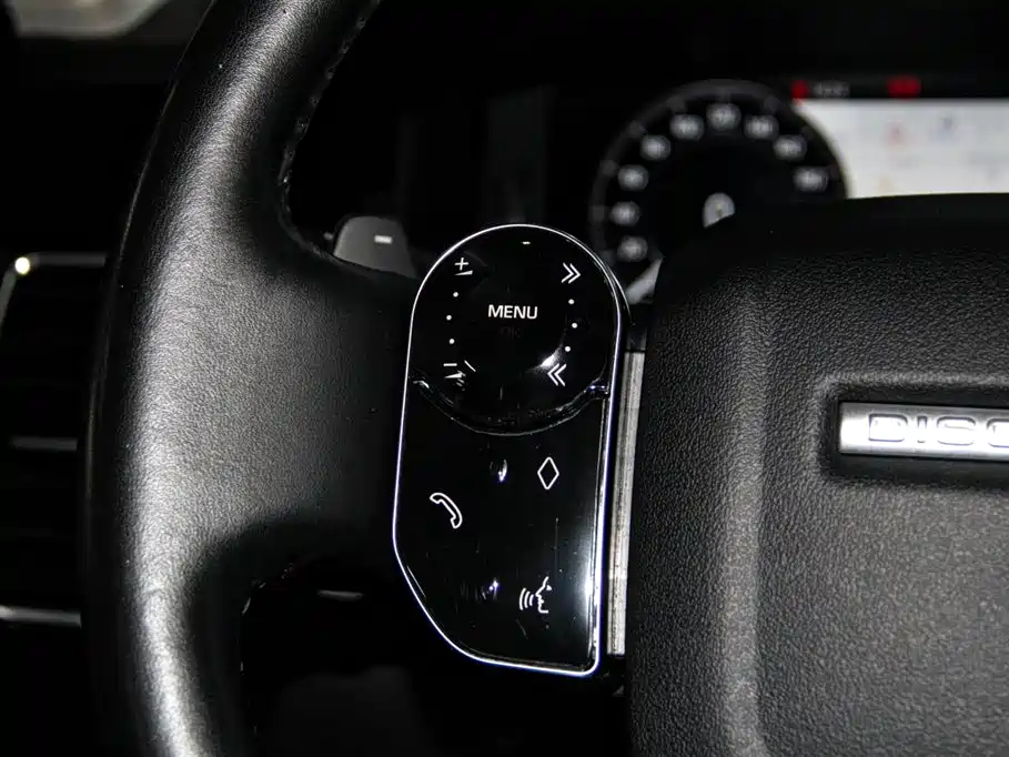 Land Rover Discovery 2021 — фото 18