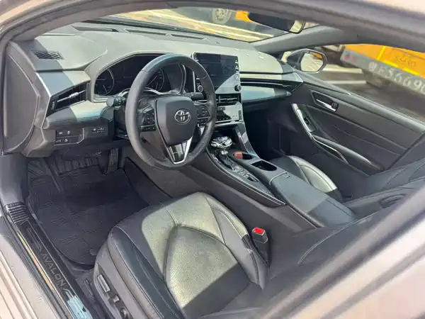 Toyota Avalon 2022