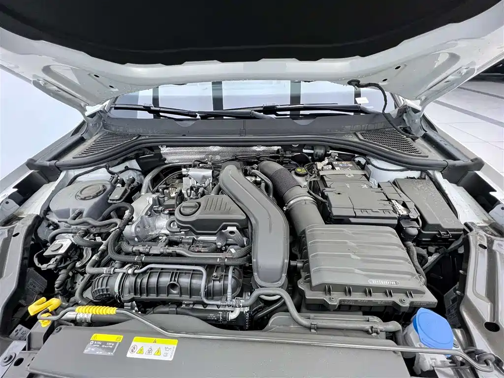 Volkswagen Sagitar 2026