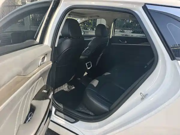 Kia K5 2026