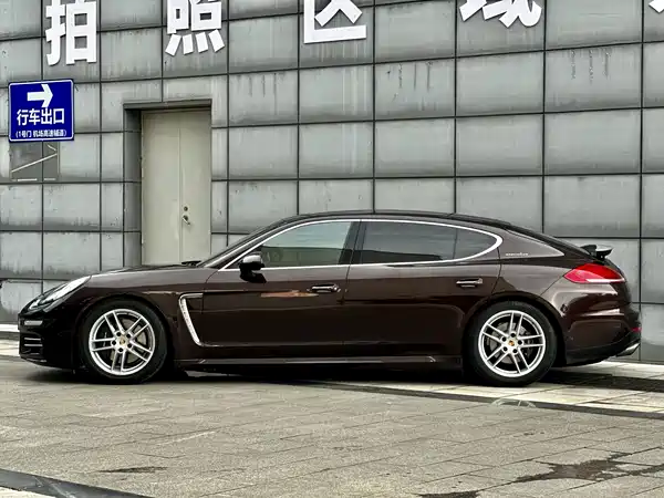 Porsche Panamera 2015