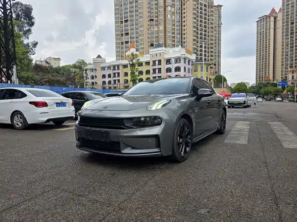 Lynk & Co 03 2021