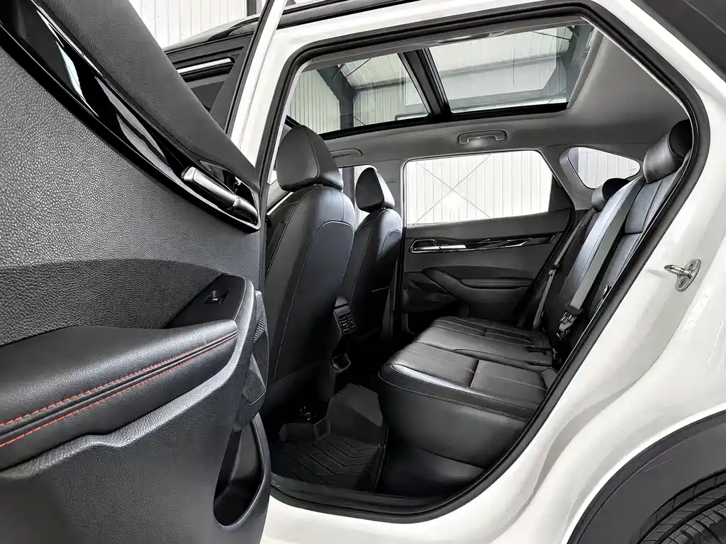 Kia KX3 Proud Running 2021 — фото 18