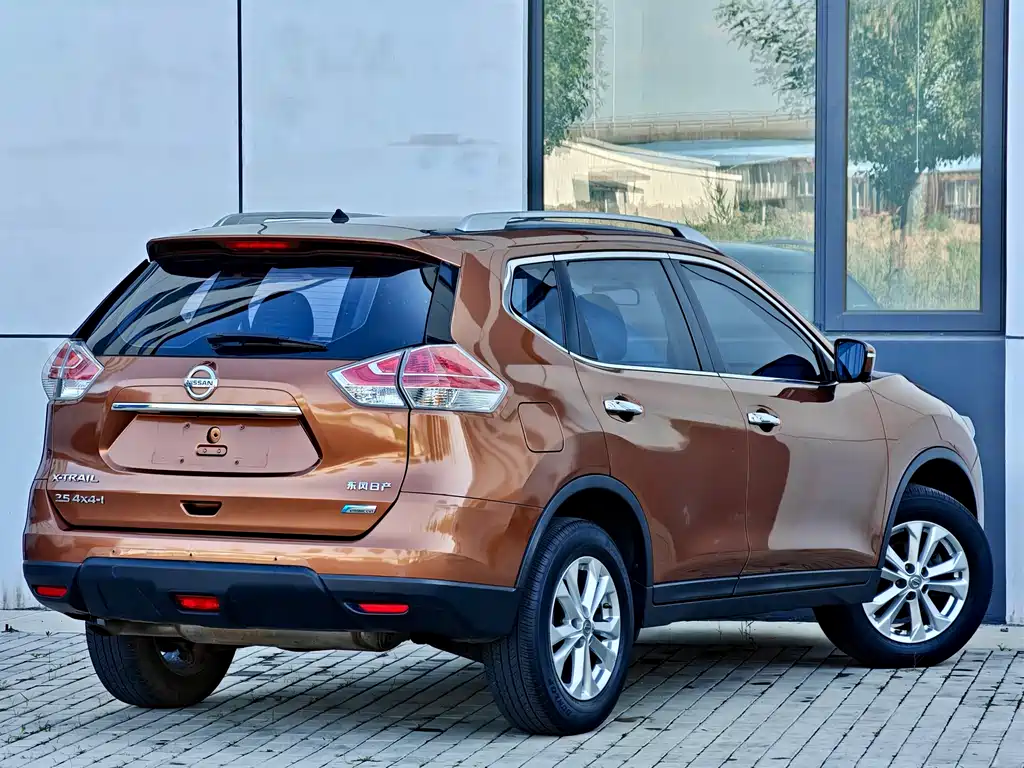 Nissan X-Trail 2014