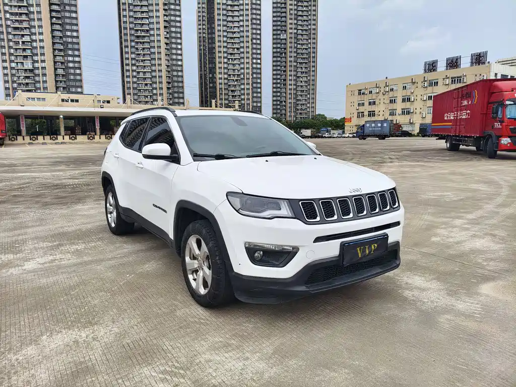 Jeep Compass 2019 — фото 3