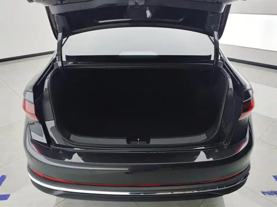 Volkswagen Sagitar 2026