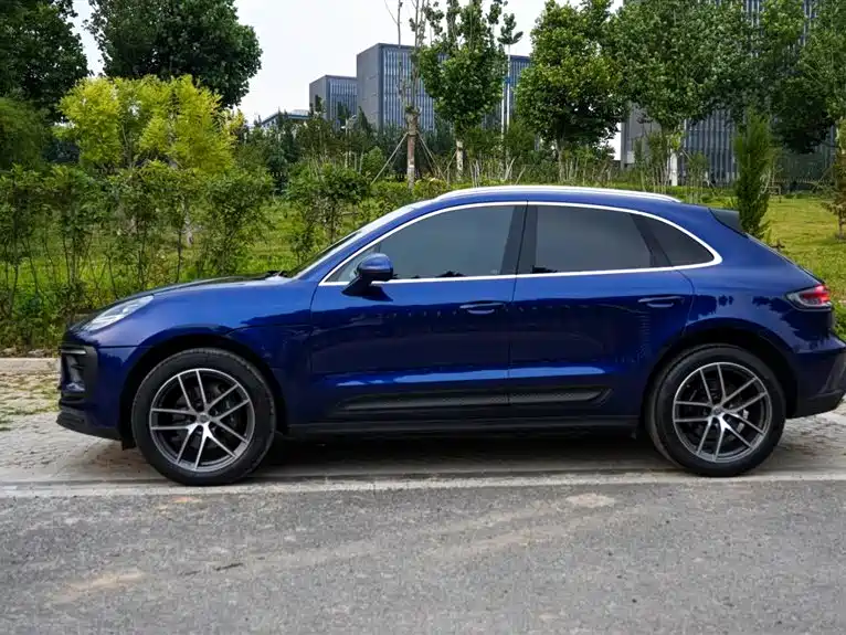 Porsche Macan 2022 — фото 8