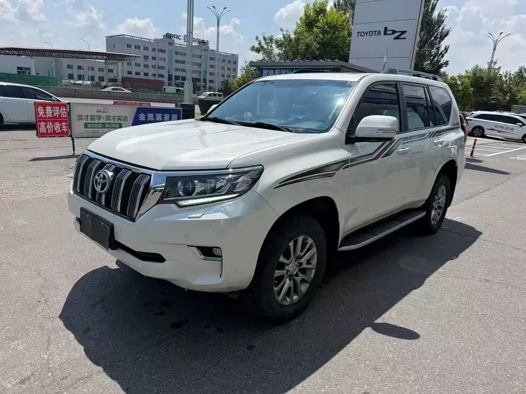 Toyota Prado 2019 — фото 1