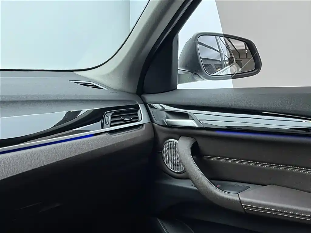 BMW X1 2022 — фото 23