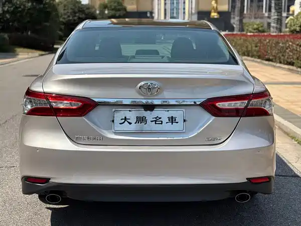 Toyota Camry 2019