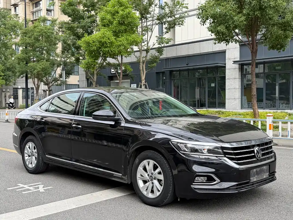 Volkswagen Passat 2021 — фото 3