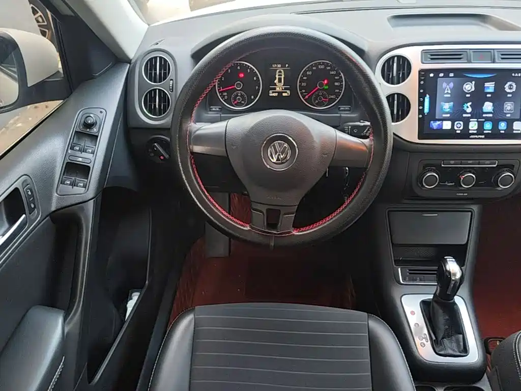 Volkswagen Tiguan 2019 — фото 11