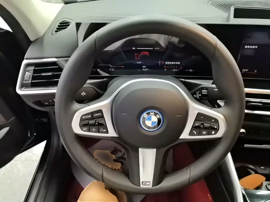 BMW i3 2024 — фото 11