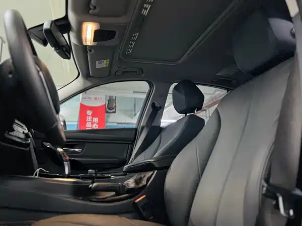BMW 3 Series 2017