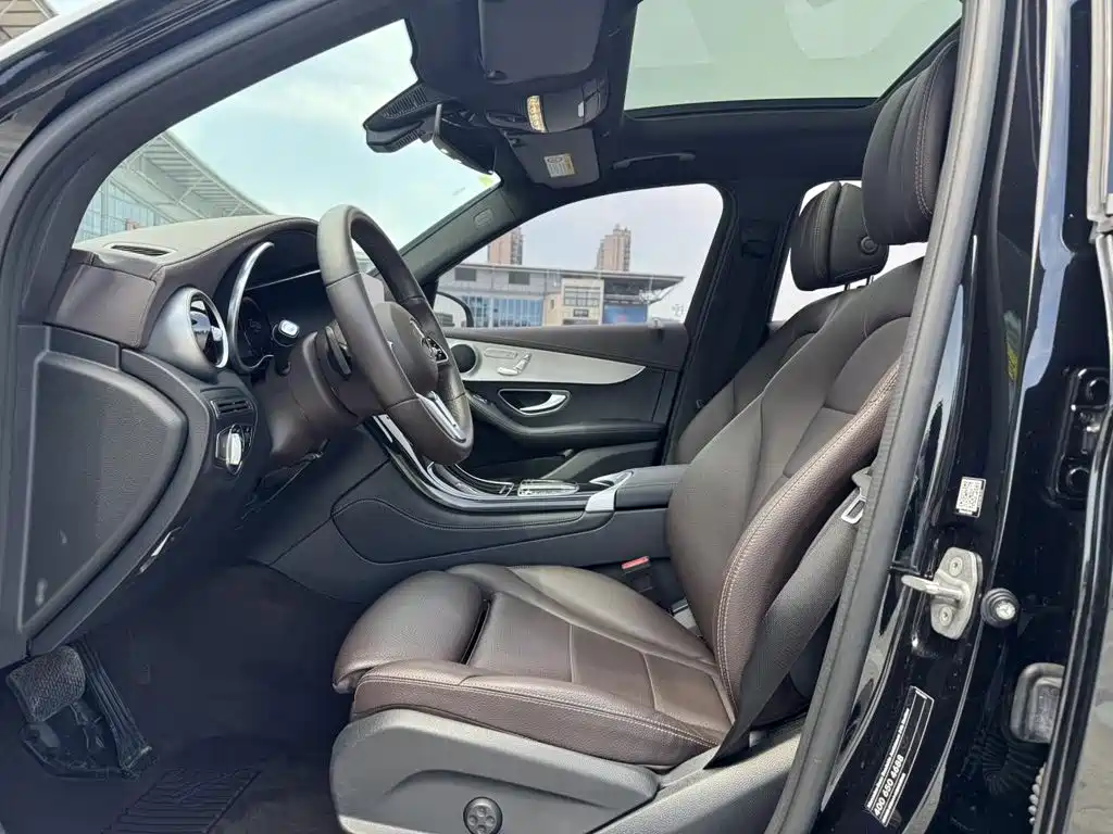 Mercedes-Benz GLC 2020 — фото 12
