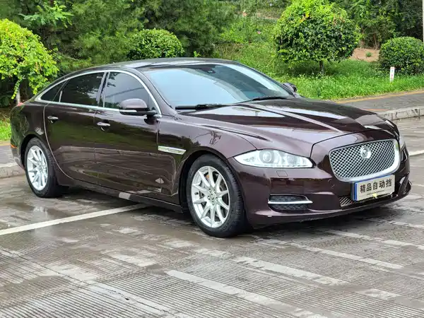 Jaguar XJ 2013
