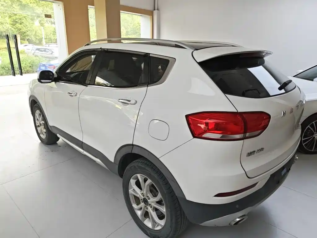 Haval H2s 2019 — фото 5