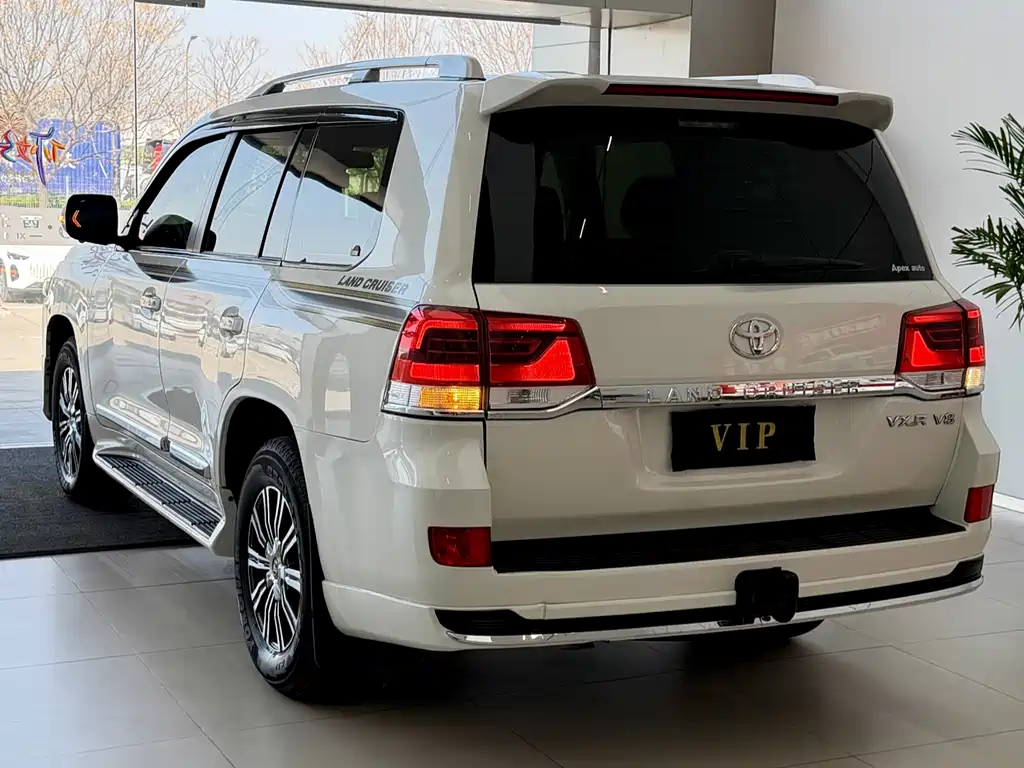Toyota Land Cruiser 2014 — фото 13