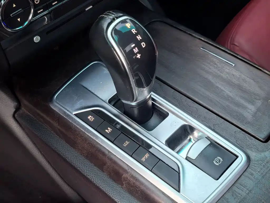 Maserati Ghibli 2014 — фото 18