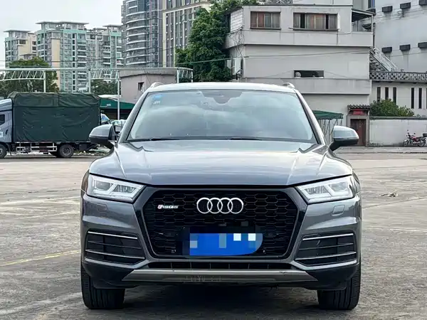 Audi Q5L 2019