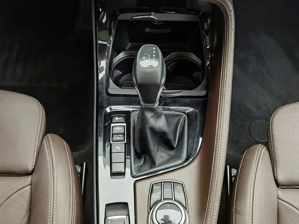 BMW X1 2017 — фото 13