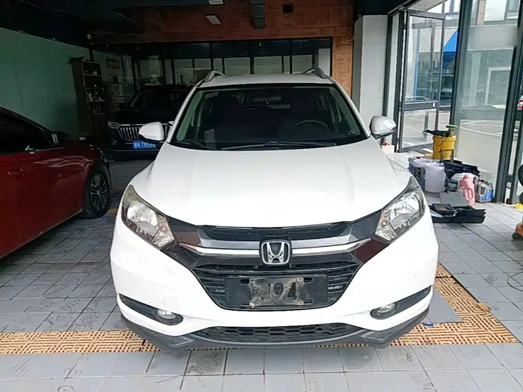 Honda Vezel 2015