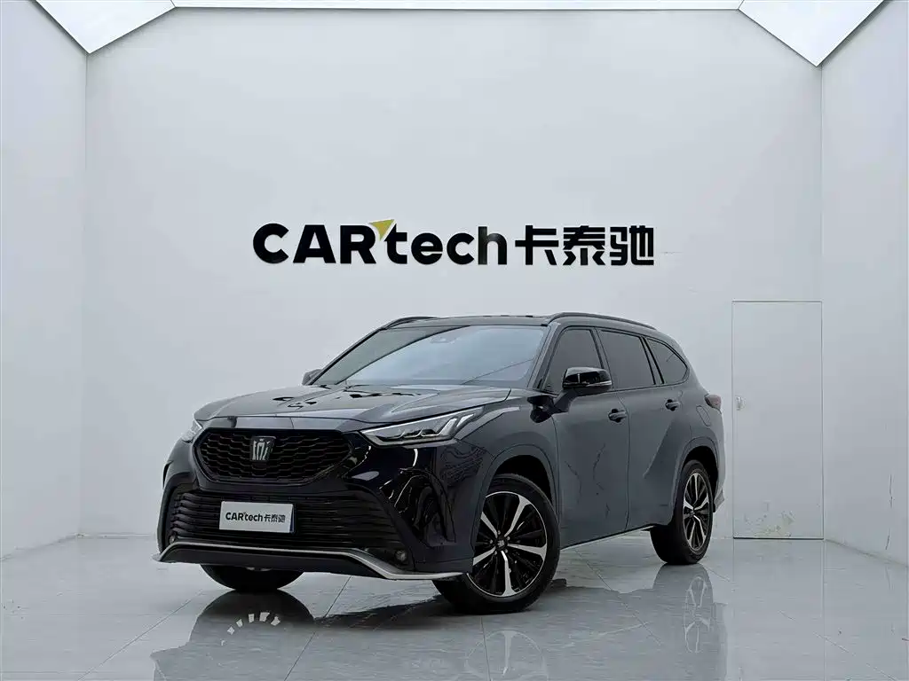Toyota Crown Kluger 2023