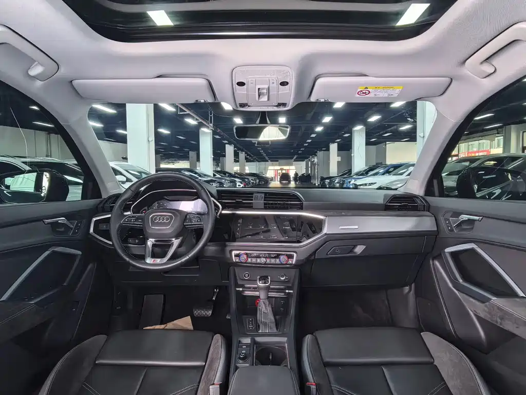 Audi Q3 Sportback 2022 — фото 14