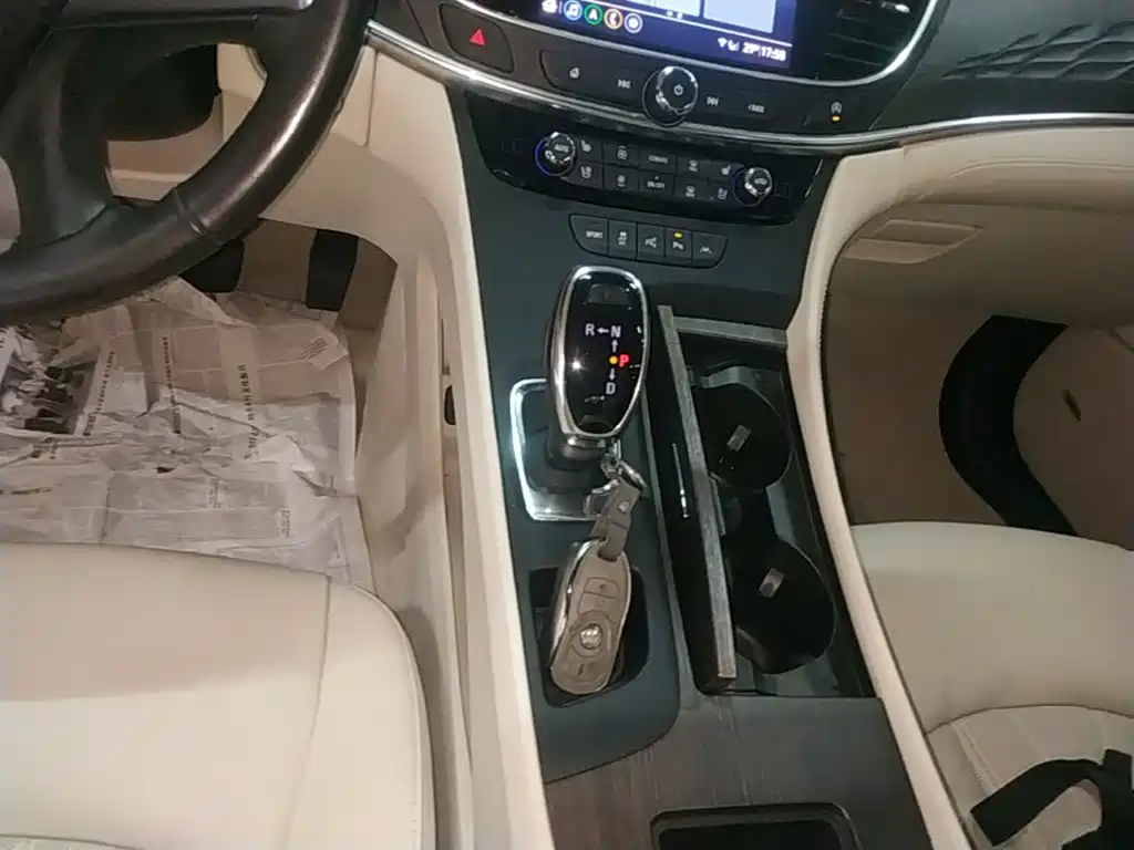Buick LaCrosse 2022 — фото 14