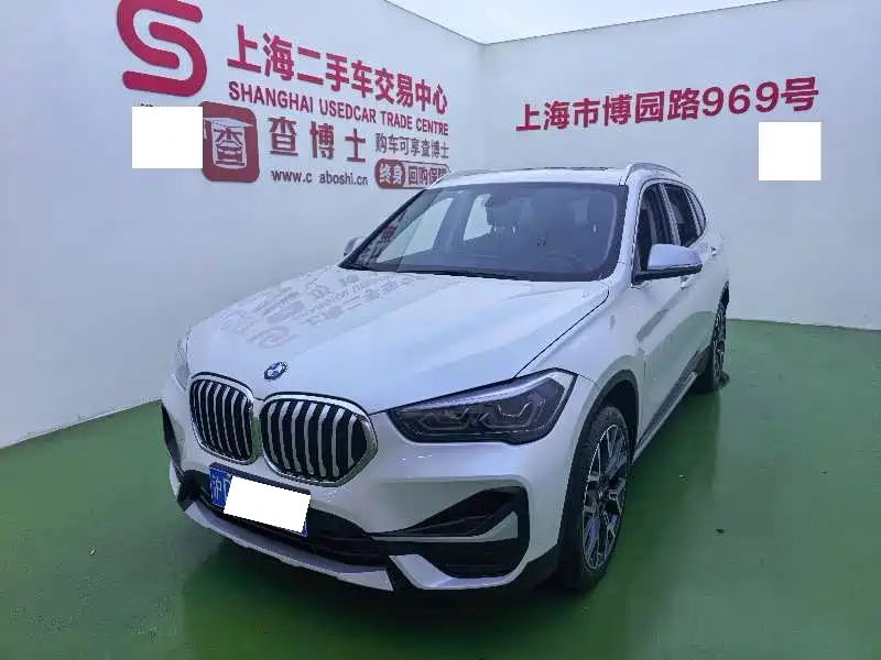 BMW X1 2021 — фото 1