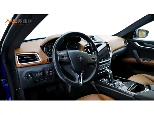 Maserati Ghibli 2021