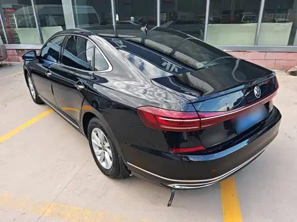 Volkswagen Passat 2024